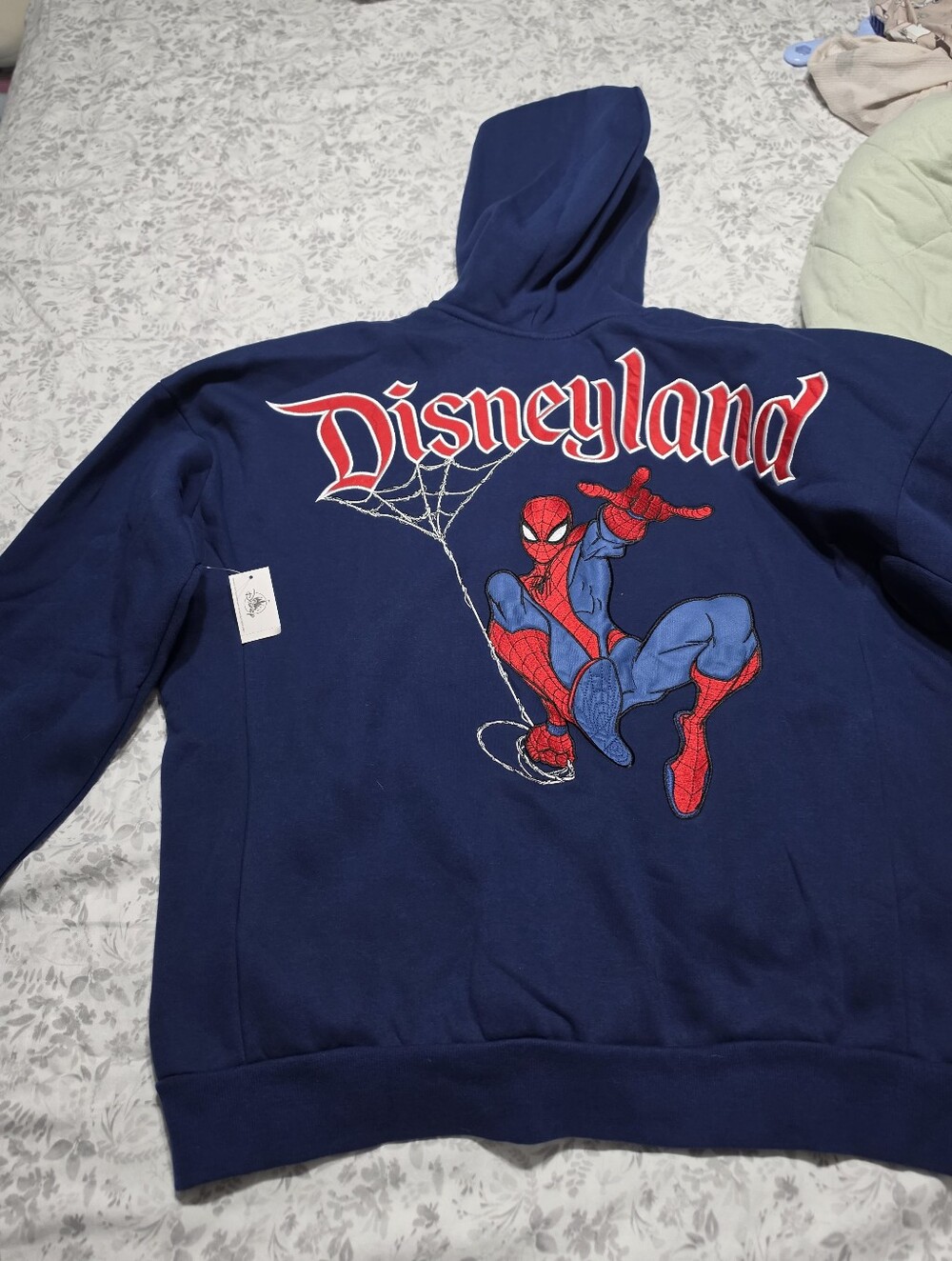 DISNEYLAND SPIDERMAN Marvel Men’s Navy Blue Sweater - Official Marvel